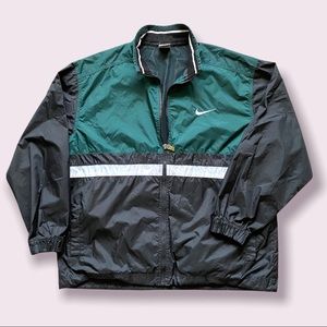 VINTAGE RETRO NIKE WINDBREAKER - FOREST GREEN
